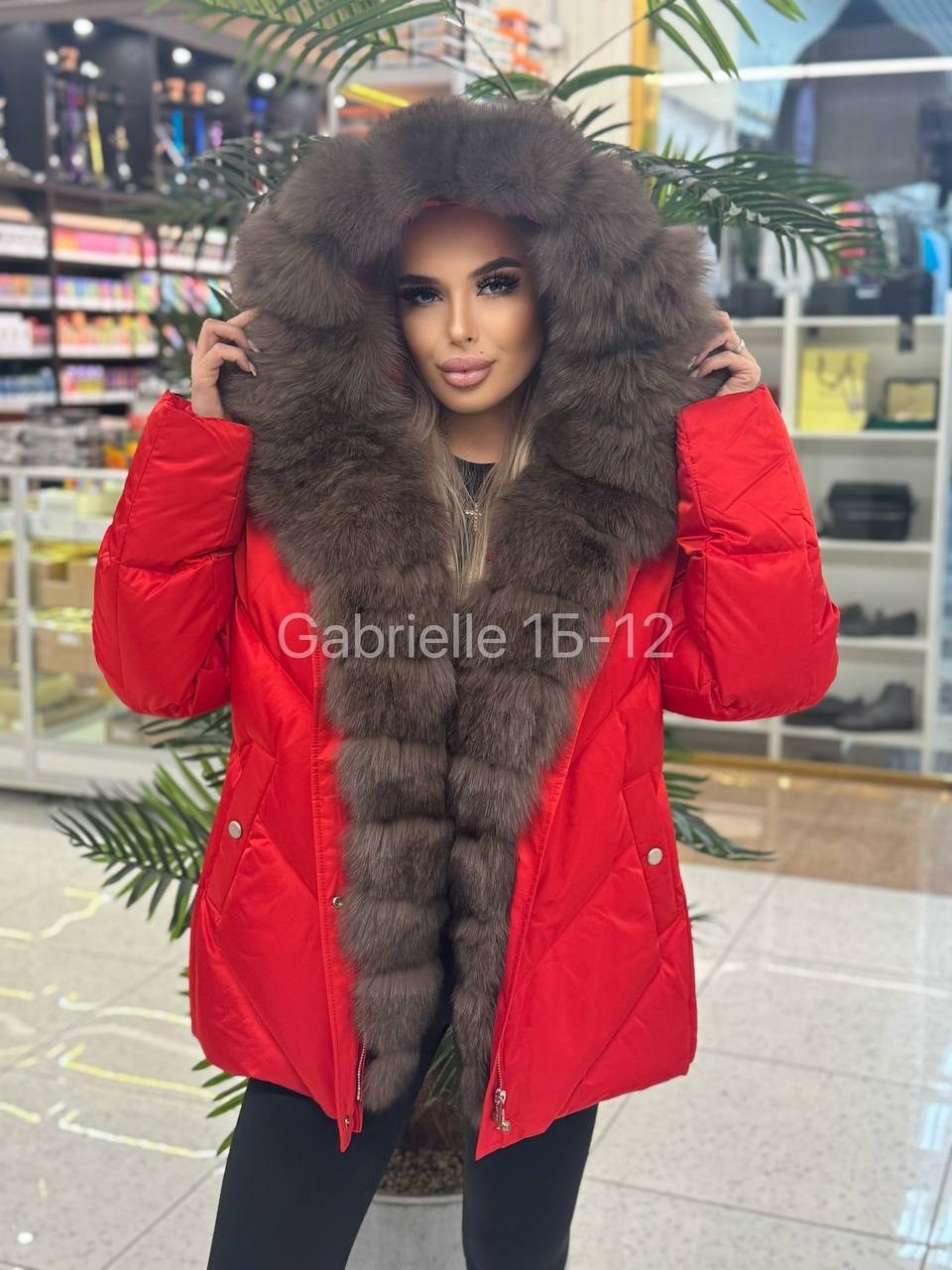 красная парка с мехом,женская парка с мехом,парка с мехом,парка женская с натуральным мехом,парка с натуральным мехом