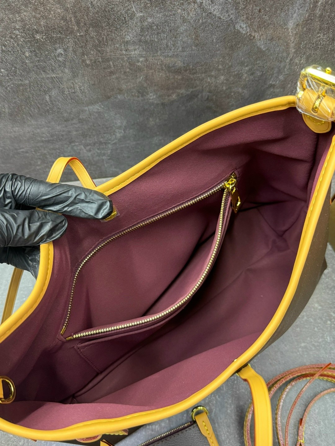 louis vuitton сумка на плечо,сумка женская louis vuitton,cумка louis vuitton,сумка,сумка на плечо louis vuitton lv