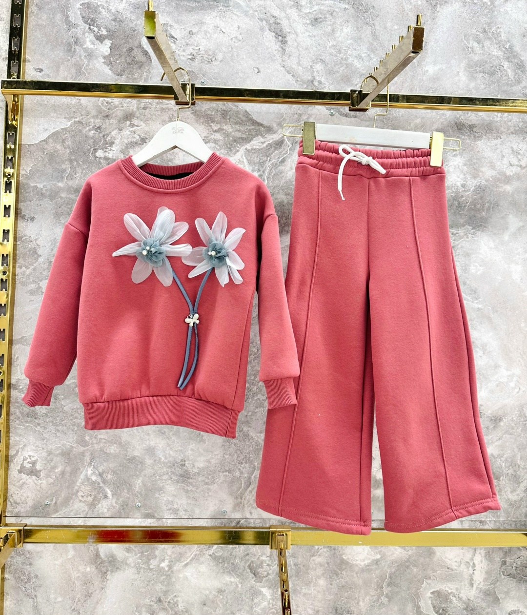 костюм на флисе,костюмы спортивные для девочки,спортивные костюмы на флисе,костюмы для девочек,детские костюмы