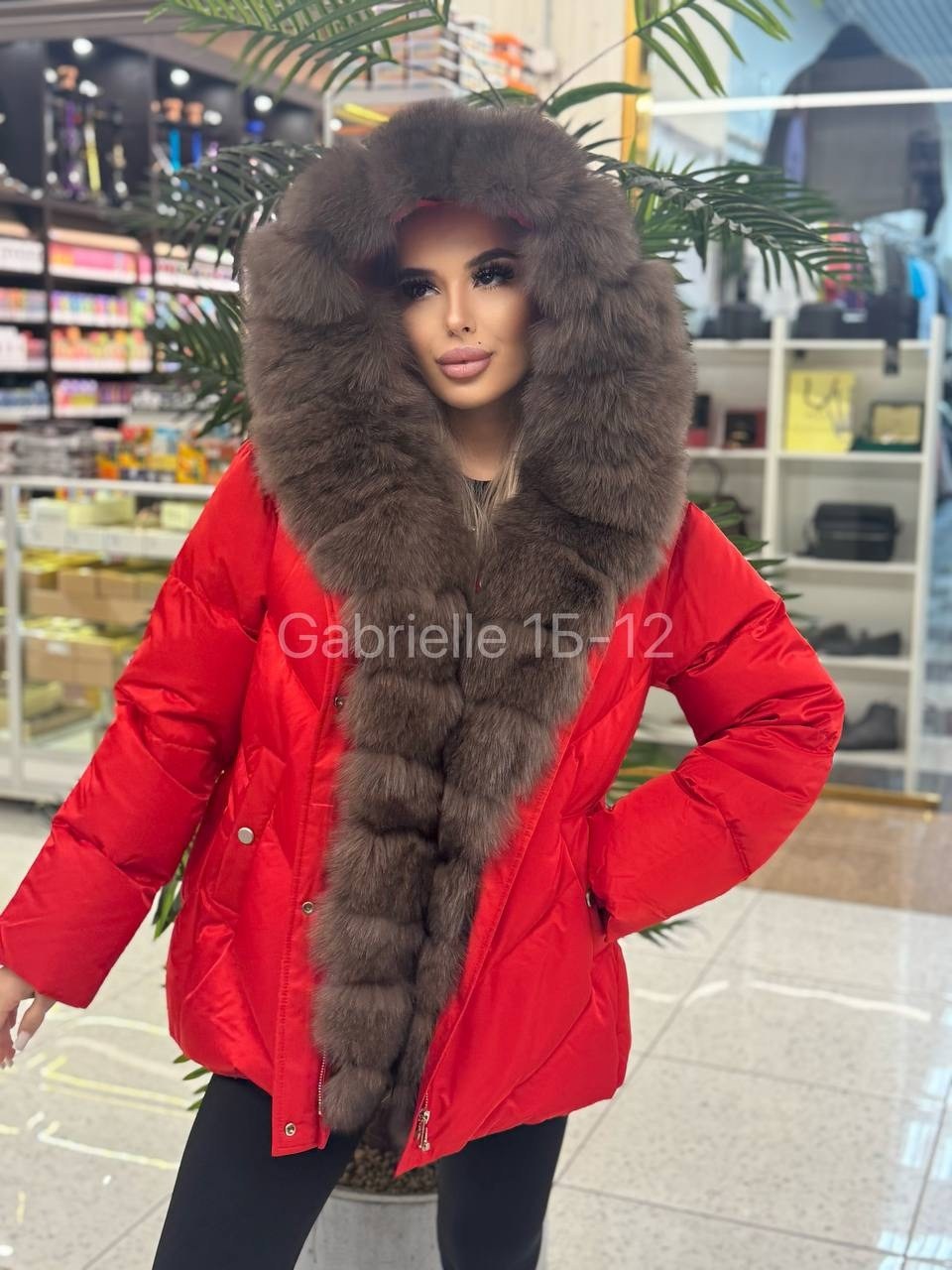 красная парка с мехом,женская парка с мехом,парка с мехом,парка женская с натуральным мехом,парка с натуральным мехом