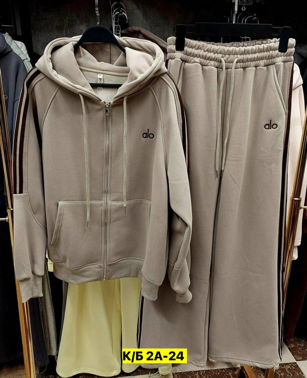 спортивные костюмы женские,спортивные костюмы,спортивные костюмы женские больших размеров,спортивный костюм спортивные костюмы,спортивные костюмы на флисе