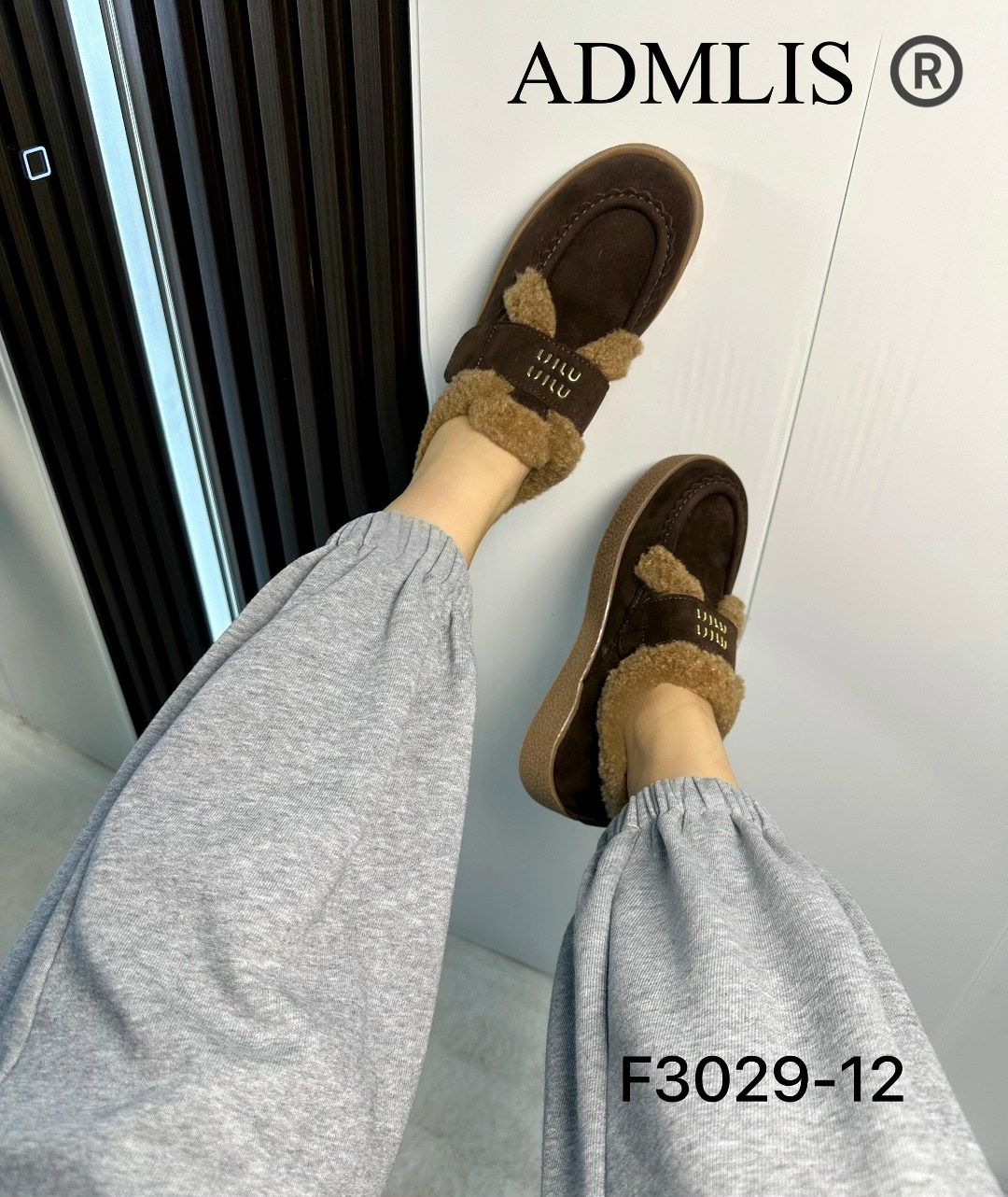 ,лоферы с мехам,лоферы на меху,женская , на плоской подошве