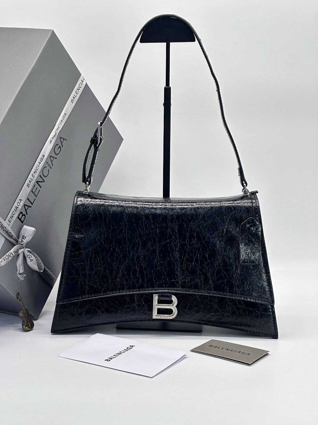 сумки balenciaga,сумка на плечо balenciaga,сумка,сумка женская balenciaga,сумка модная женская