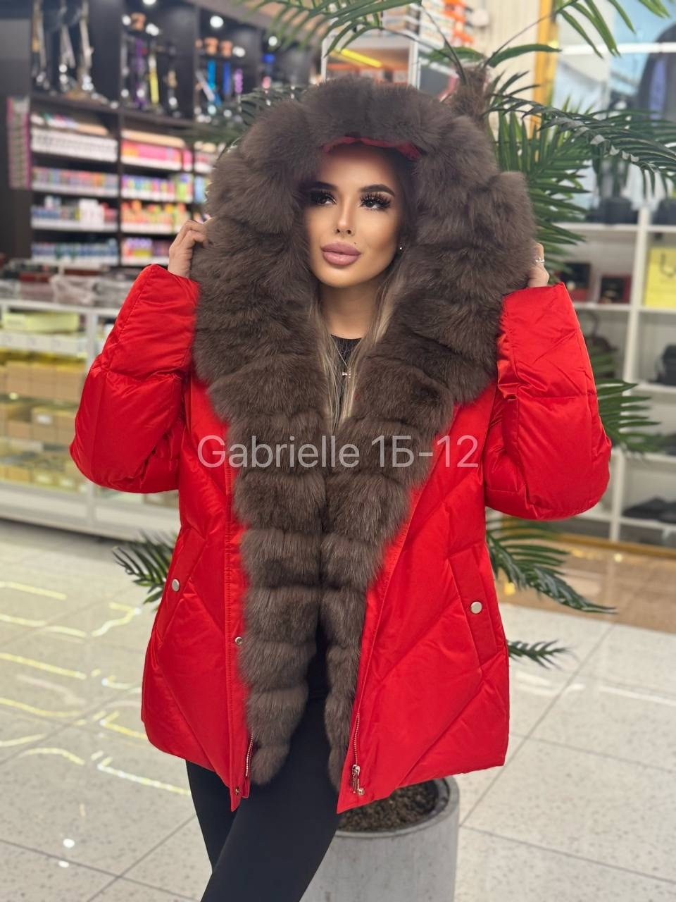красная парка с мехом,женская парка с мехом,парка с мехом,парка женская с натуральным мехом,парка с натуральным мехом