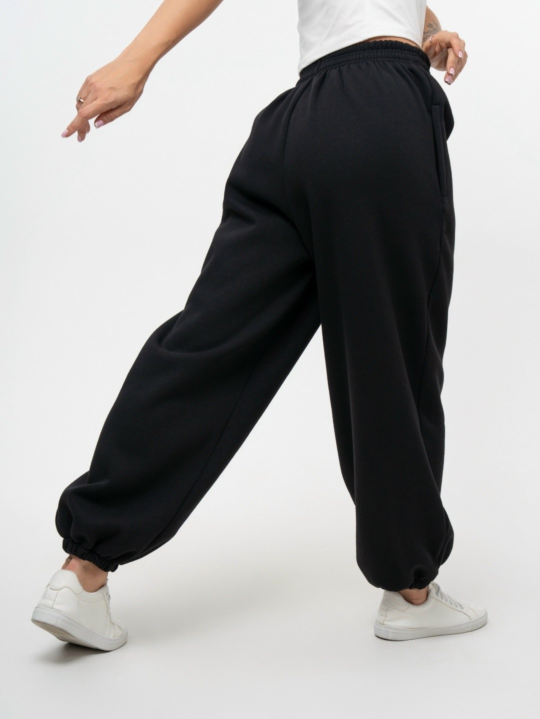 брюки джоггеры,спортивные брюки,спортивные брюки женские,джоггеры черные,брюки джоггеры оверсайз