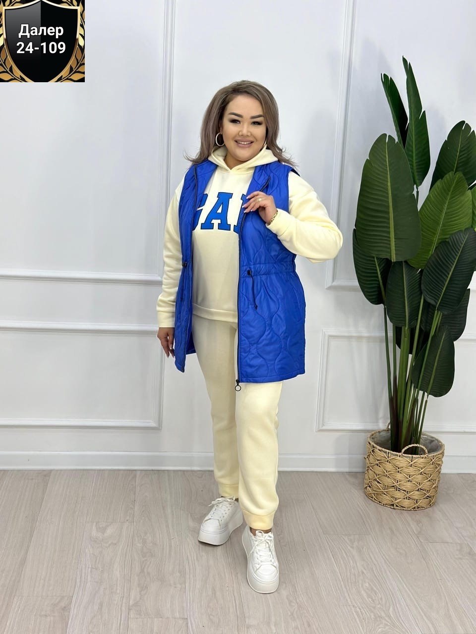 костюм женский тройка,спортивные костюмы женские,утепленный костюм,женские костюмы,костюмы спортивные