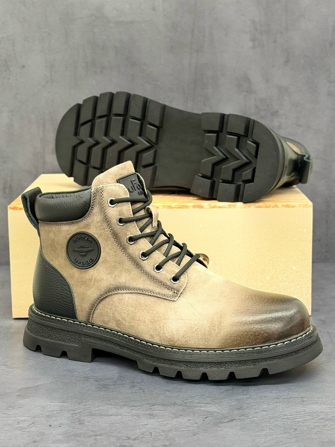 мужские ботинки,мужские зимние ботинки,,зимняя мужская ,ботинка