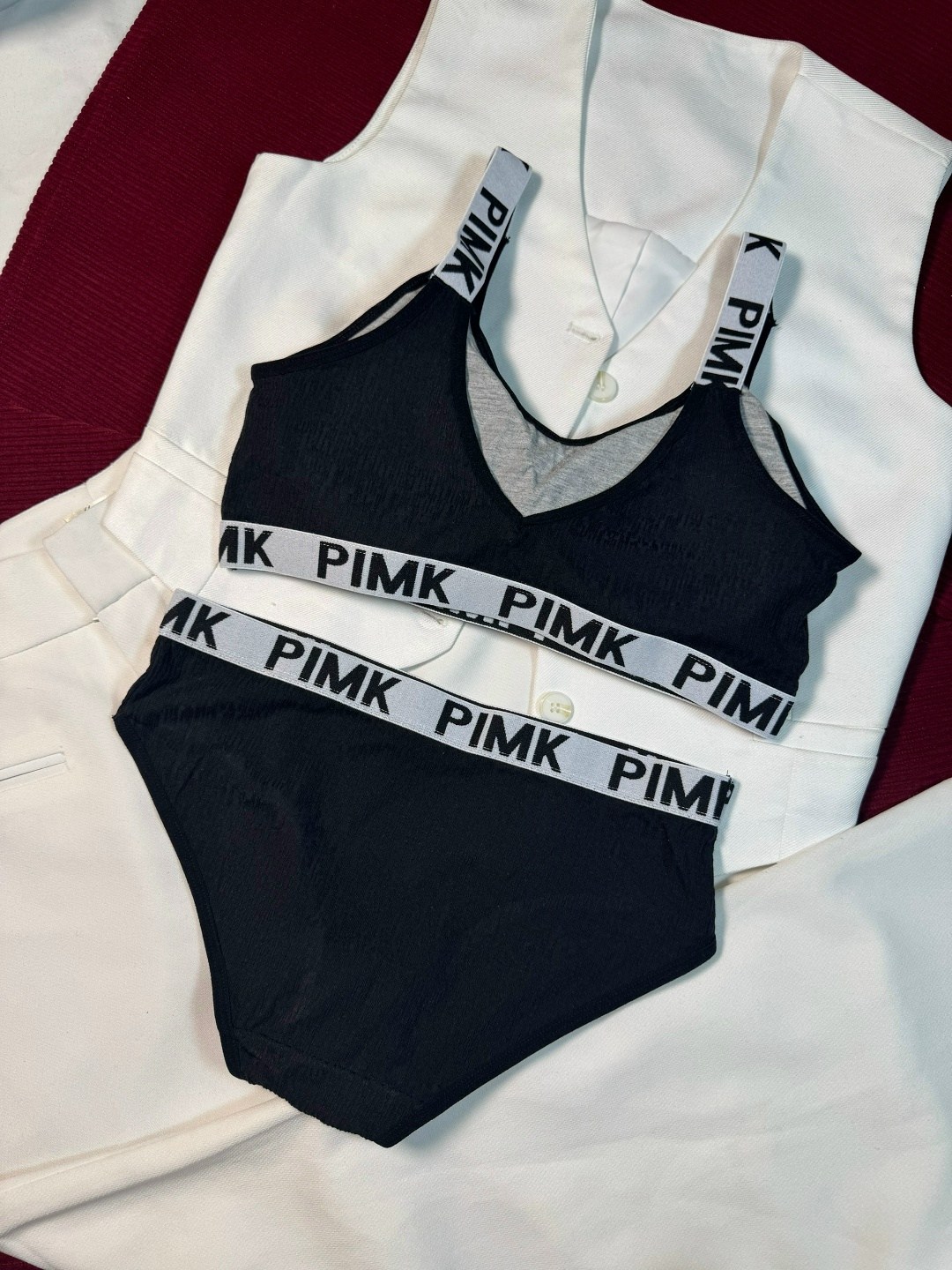 женский комплект нижнего белье,комплект нижнего белья,спортивное нижнее белье,женский спортивный бюстгальтер,топ женский спортивный