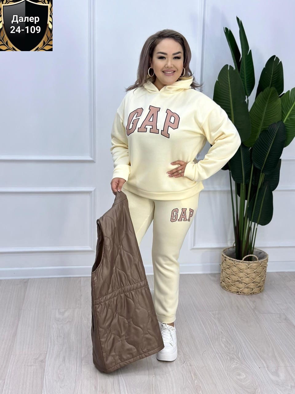 костюм женский тройка,спортивные костюмы женские,утепленный костюм,женские костюмы,костюмы спортивные