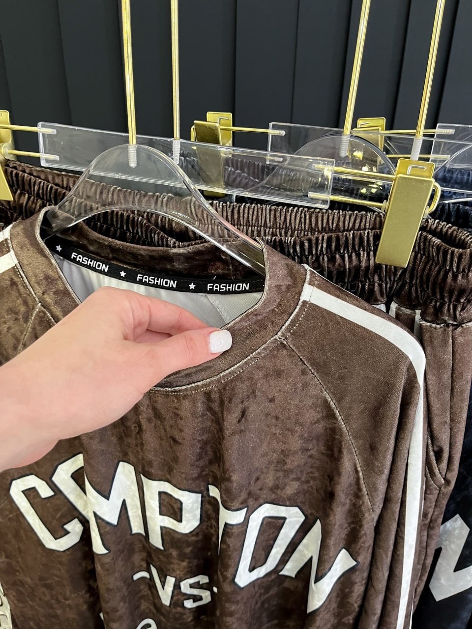 стильные костюмы,костюм велюровый,спортивные костюм,cпортивный костюм велюровый,спорт костюм