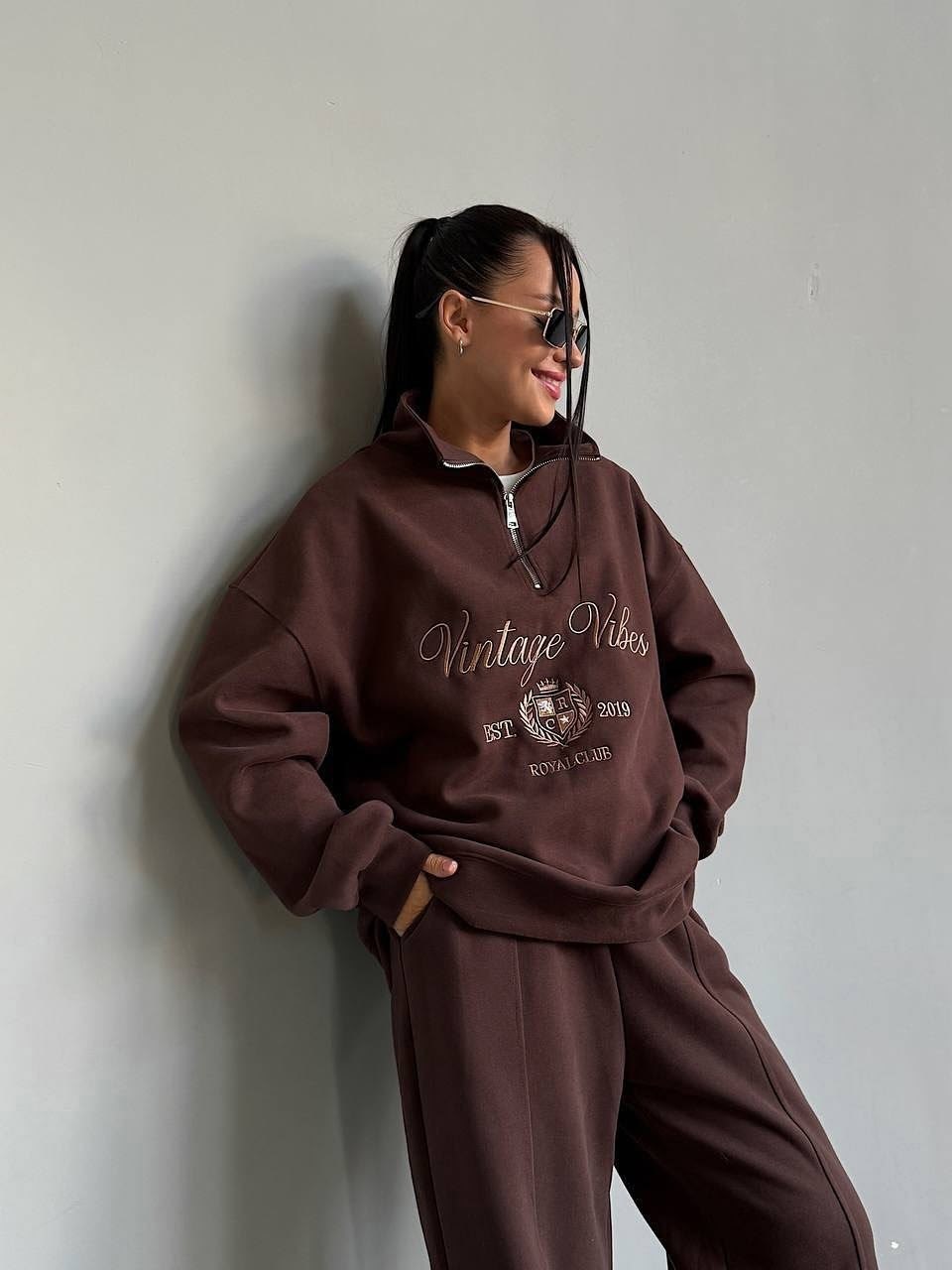 спортивные костюмы оверсайз,спортивный костюм оверсайз женский,в спортивном костюме,свитшот женская