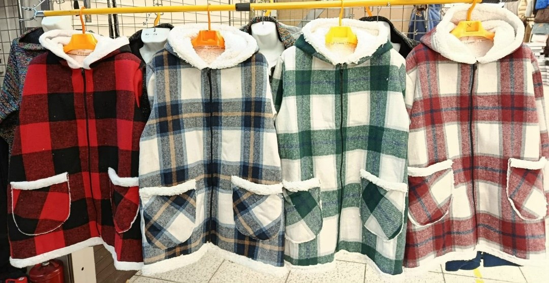 теплая рубашка,меховая жилет,кофта теплая,теплый жилет,жилет с капюшоном