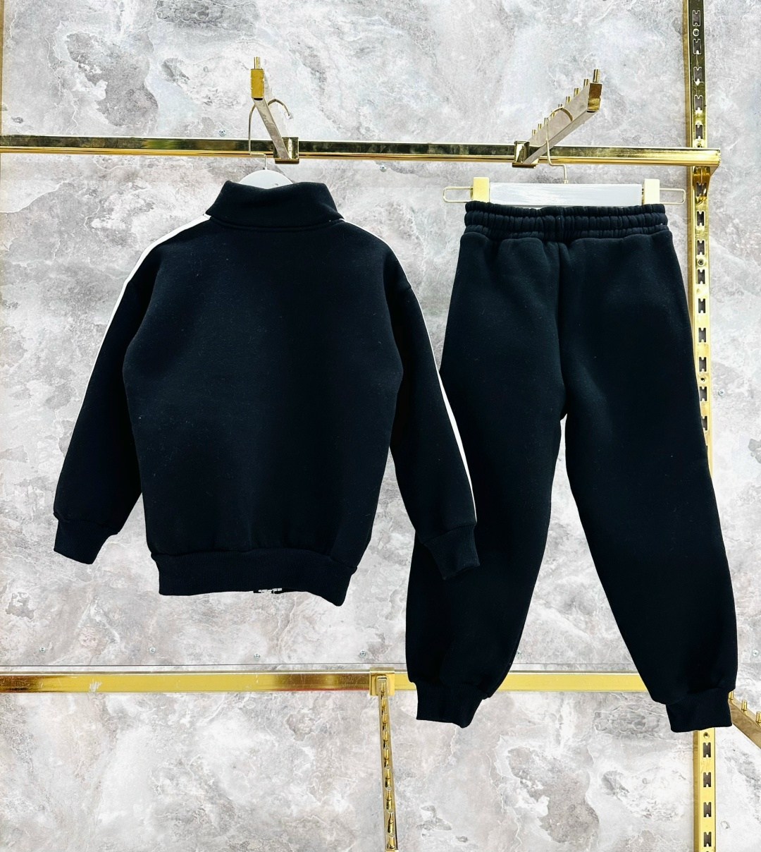 черный спортивный костюм для мальчика,спортивный костюм детский,cпортивный костюм для мальчика,детский спортивный костюм для мальчика,костюм спортивный детский из футера без начеса