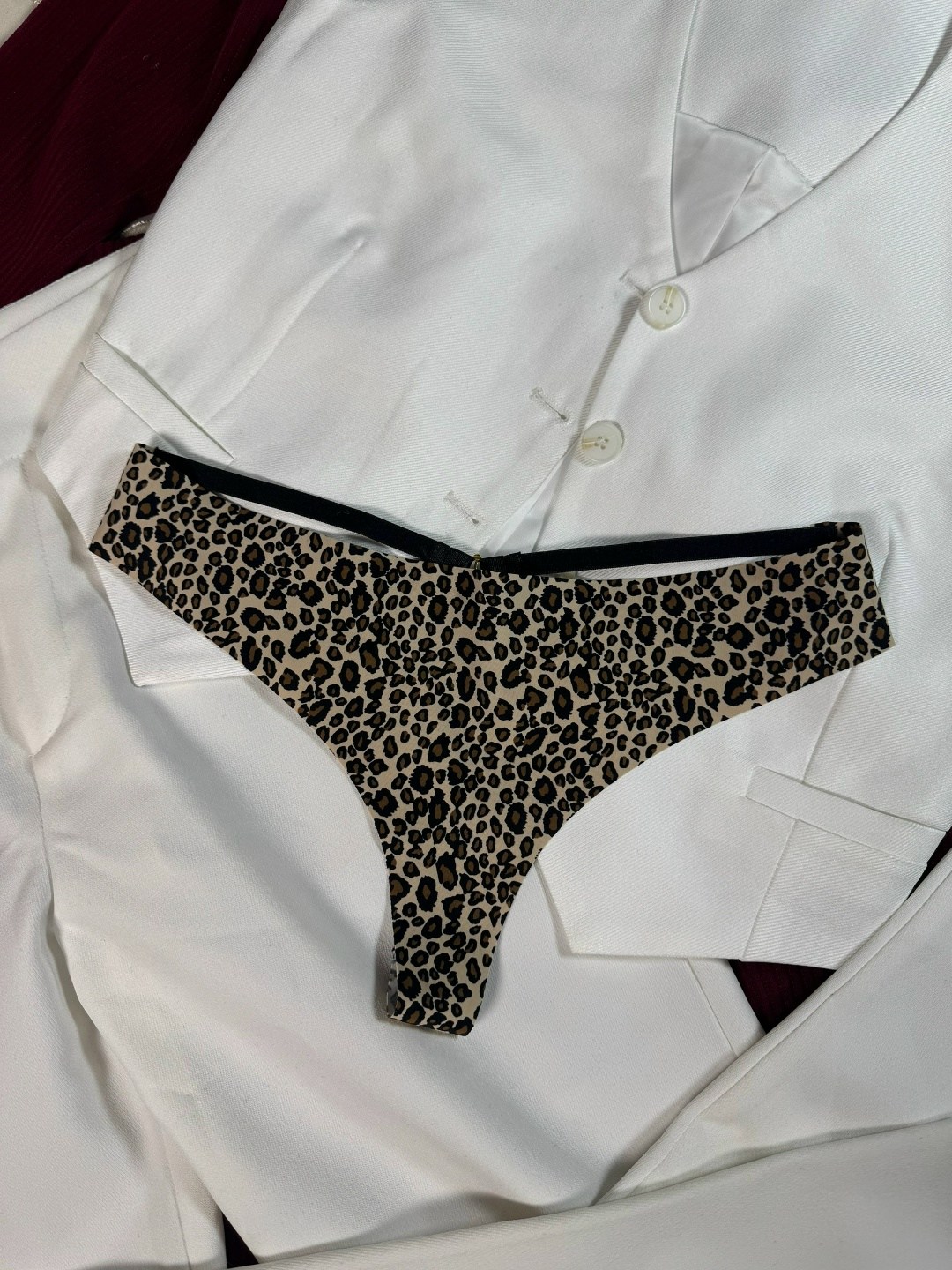 трусики стринги бесшовные женские.,стринги женские сексуальные,женские трусики стринги белые,нижнее белье женские стринги,бесшовные стринги женские