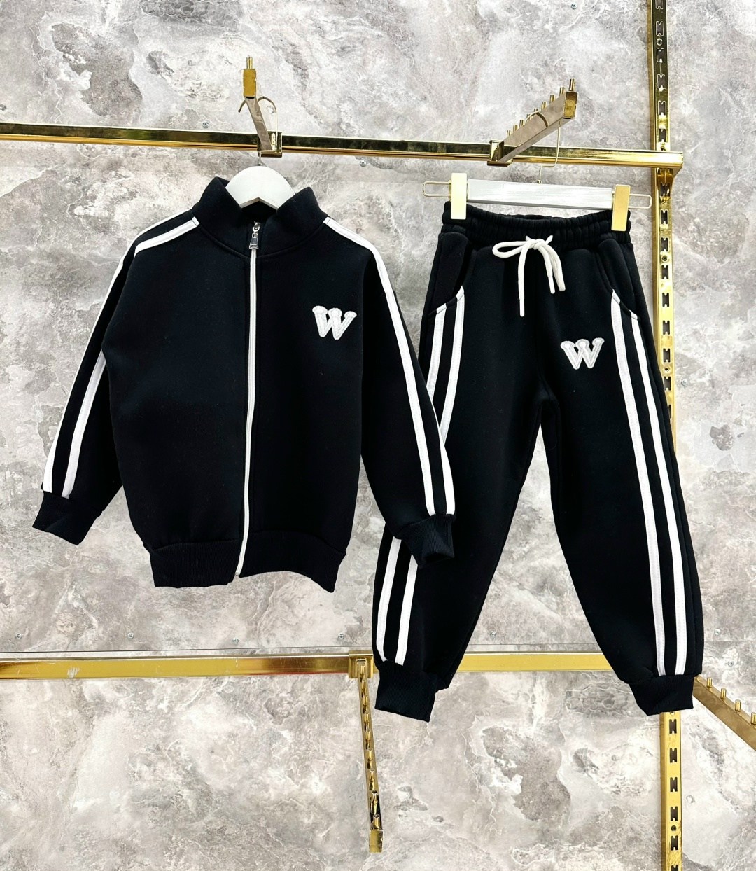 черный спортивный костюм для мальчика,спортивный костюм детский,cпортивный костюм для мальчика,детский спортивный костюм для мальчика,костюм спортивный детский из футера без начеса