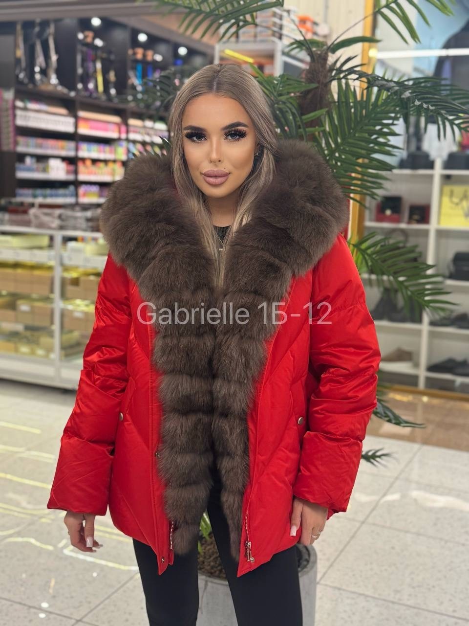 красная парка с мехом,женская парка с мехом,парка с мехом,парка женская с натуральным мехом,парка с натуральным мехом