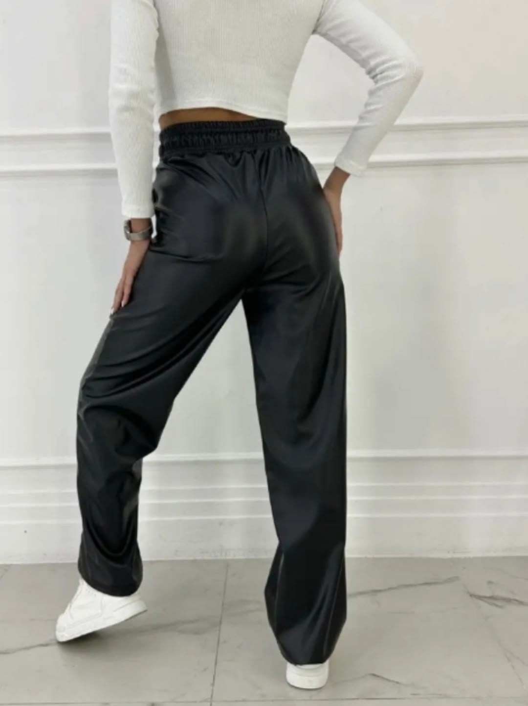 брюки прямые кожаные,брюки кожаные,брюки прямые кожаные на резинке,брюки кожаные палаццо,женские кожаные брюки