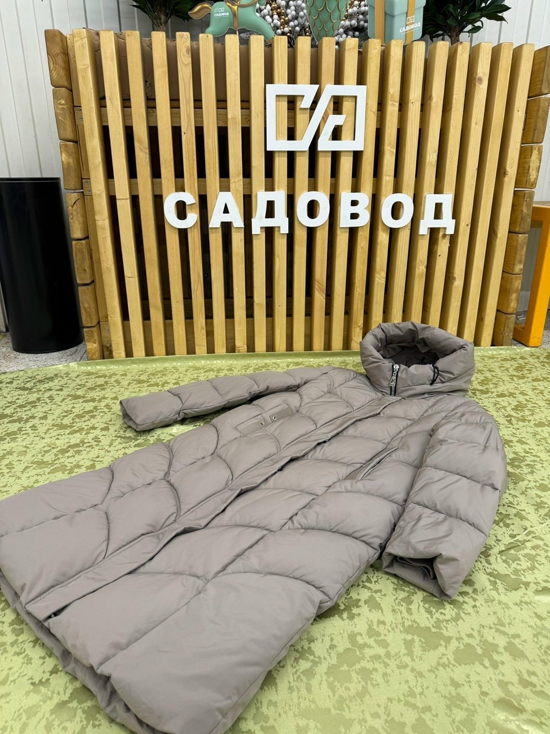 пуховик женский зимний длинный с капюшон,женский зимний пуховик,женский пуховик,длинные пуховики,пуховик зимний длинный с капюшон