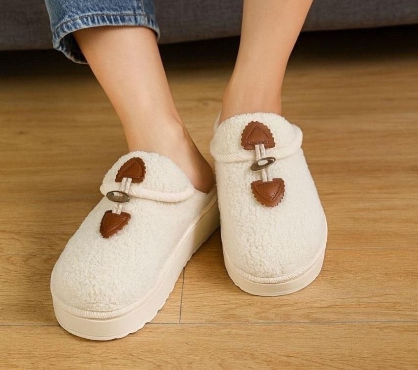 ,тапочки теплые,модные тапочки, теплая,домашние тапочки