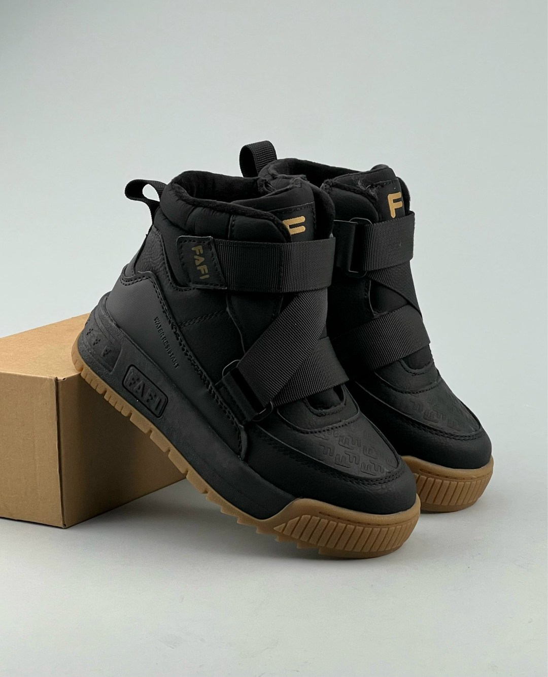 ,утепленные ботинки,ботинки утепленные для мальчиков fila fil space,ботинки утепленные мужские kappa falcade puffy,ботинки fila