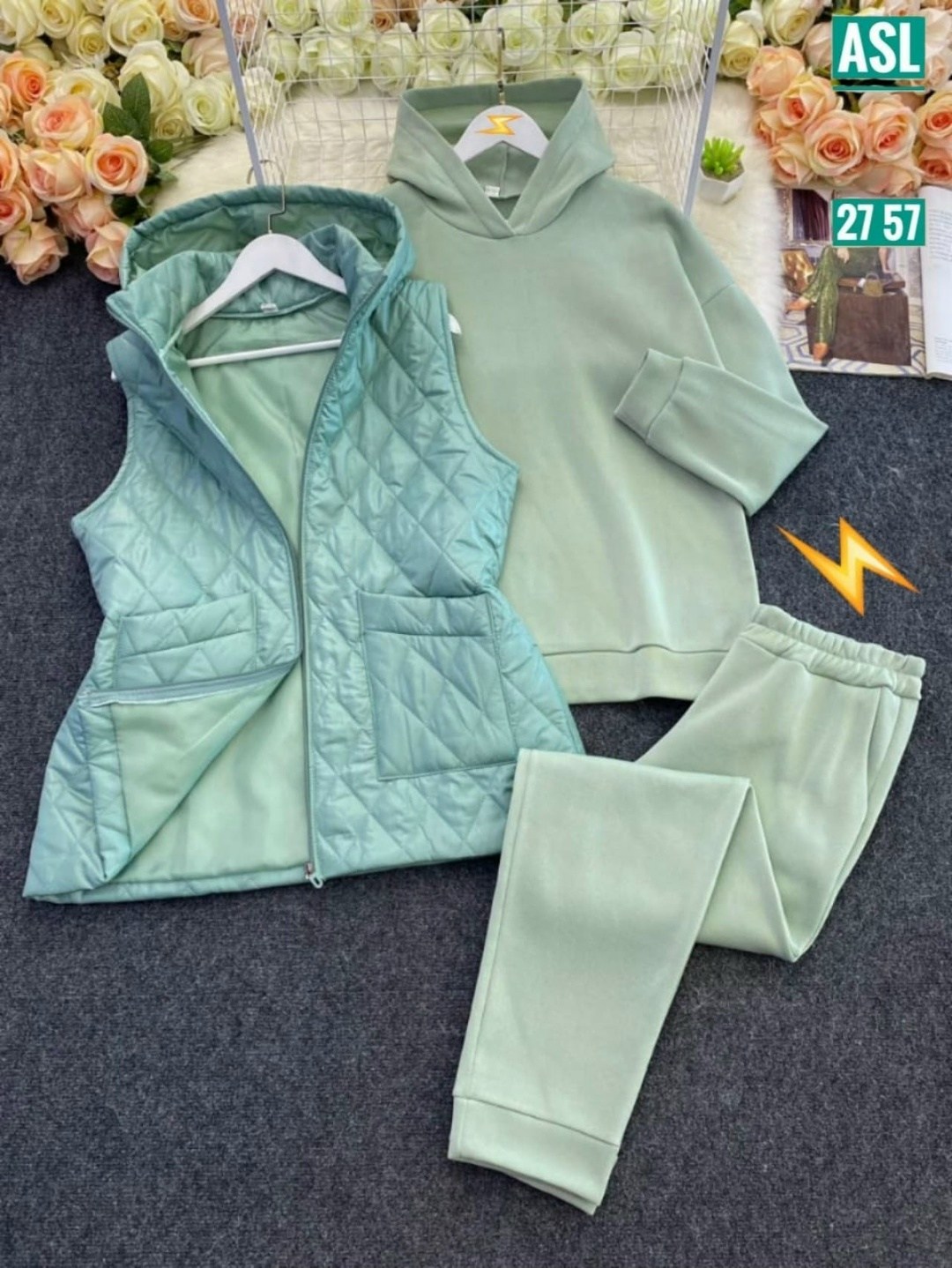 костюм женский больших размеров,костюм тройка женский,теплый костюм женский,костюм тройка на флисе,женский спортивный костюм больших размеров