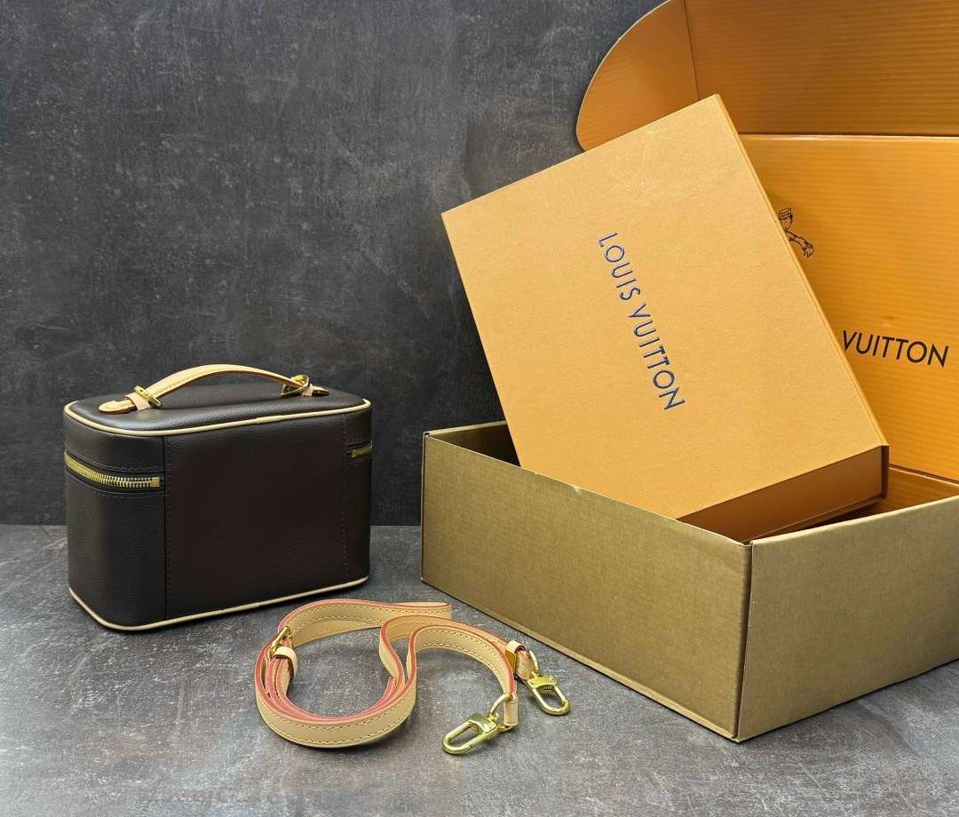 louis vuitton косметичка louis vuitton,косметичка louis vuitton из натуральной кожи,louis vuitton косметичка,сумка косметичка louis vuitton,женская сумка louis vuitton