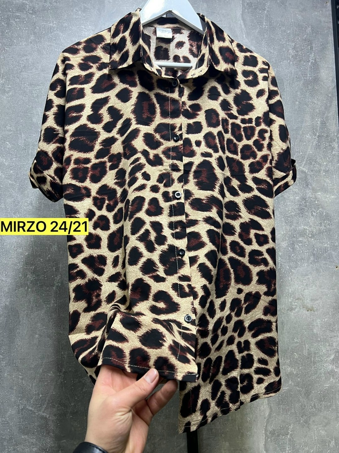 рубашка леопардовая,рубашка с леопардовым принтом,модная рубашка с леопардовым принтом,леопардовая рубашка мужская,женская шифоновая рубашка с леопардовым принтом
