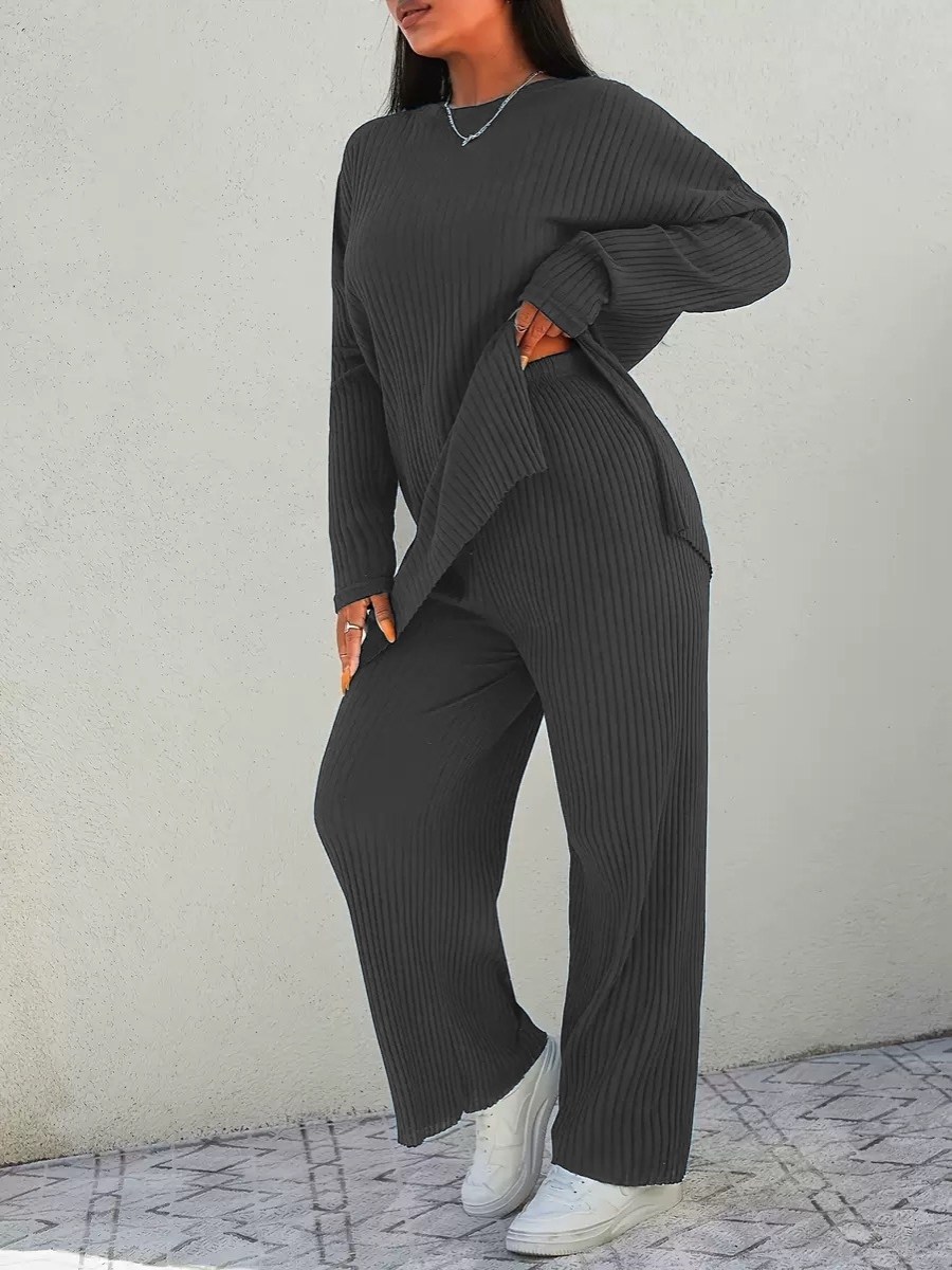 трикотажные костюмы,трикотажный брючный костюм лапша,костюм лапша с брюками,костюм лапша женский,костюм лапша женский зеленый