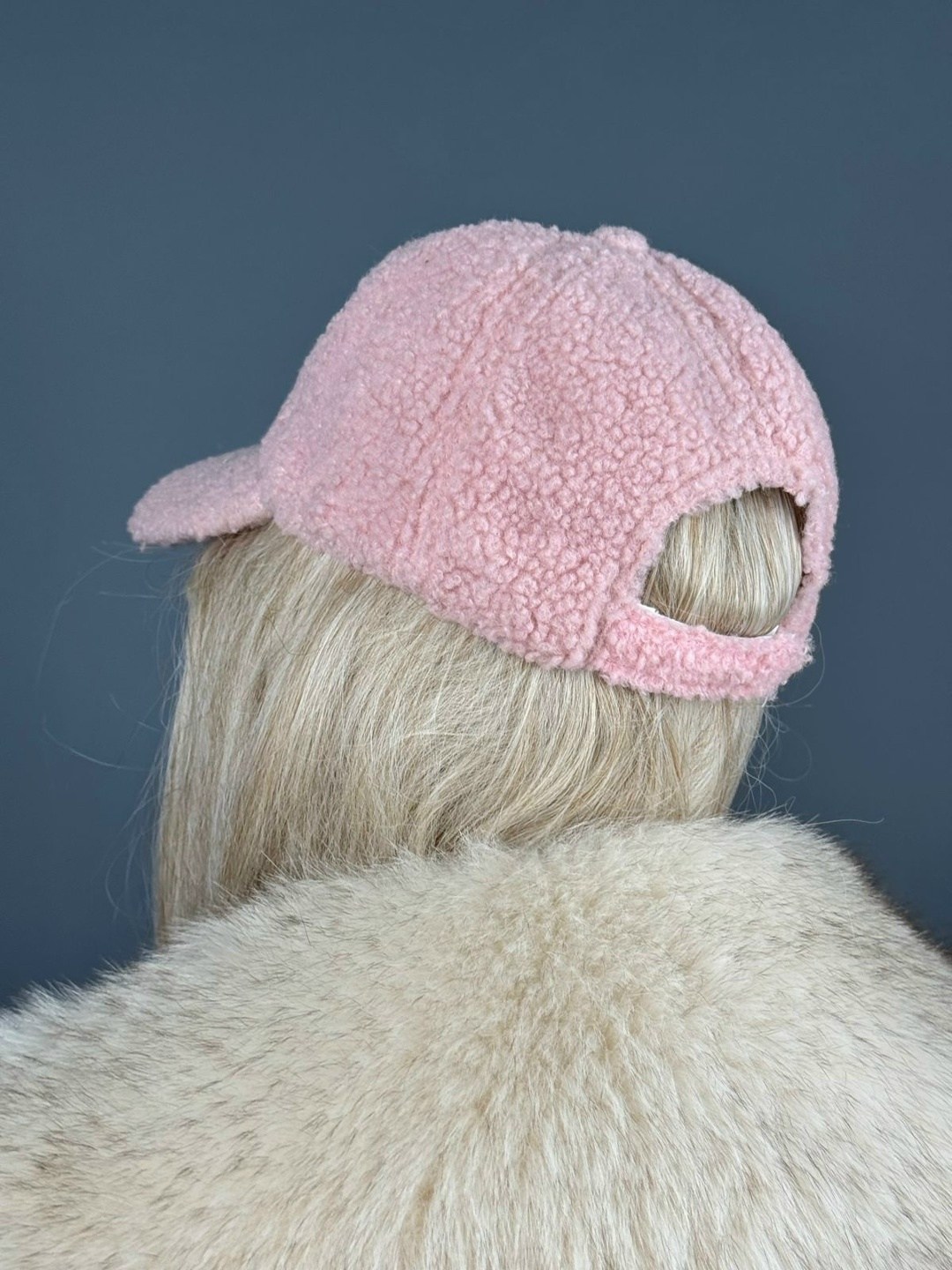 кепка зимняя,кепка зимняя женская,кепка зимняя с козырьком,бейсболка меховая,шапка кепка зимняя