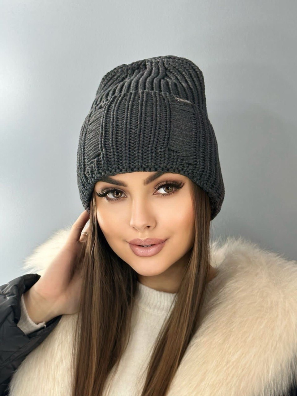 шапка модная,шапка женская,шапка зимняя женская,шапки вязаные,шапка женская теплая