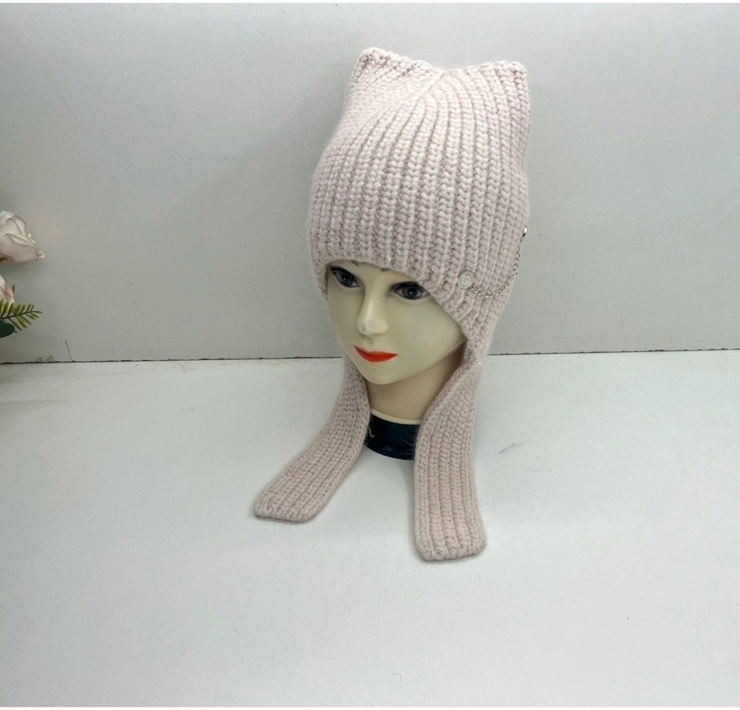 шапочка с ушками,шапка вязаная,вязаная шапка с ушками,детские вязаные шапки,шапка для девочек