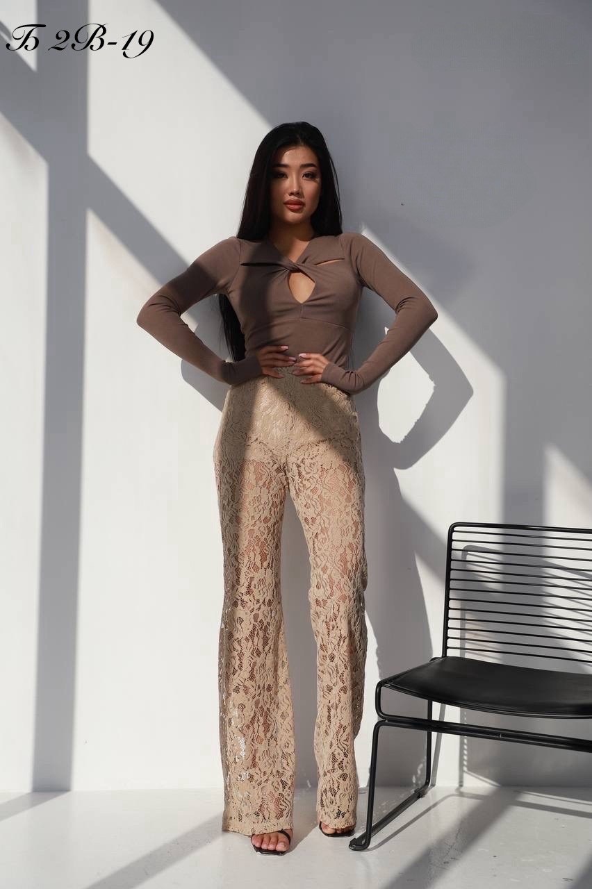 брюки с кружевом,кружевные брюки,брюки прозрачные с кружевом гипюровые,брюки прозрачные из ажурного кружева,брюки кружевные прозрачные