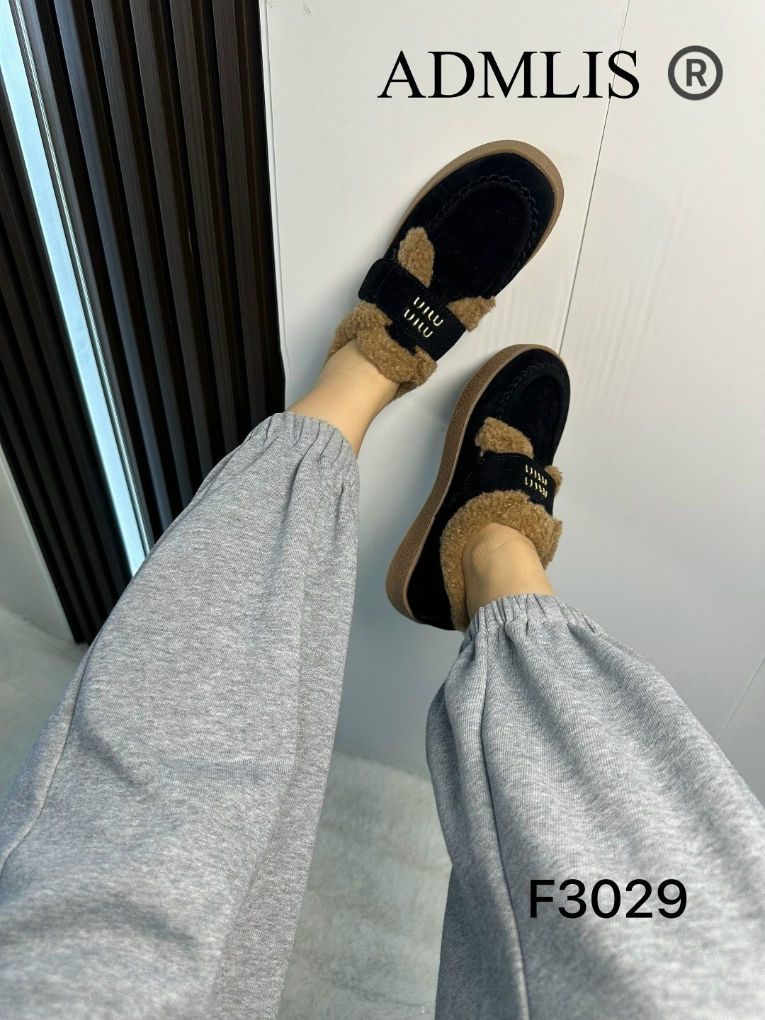 ,лоферы с мехам,лоферы на меху,женская , на плоской подошве