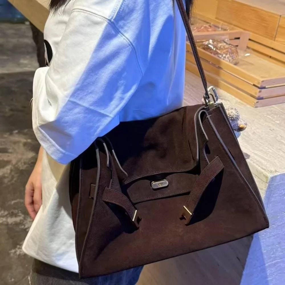 сумка замшевая,сумка женская,женская замшевая сумка,сумка,коричневая замшевая сумка