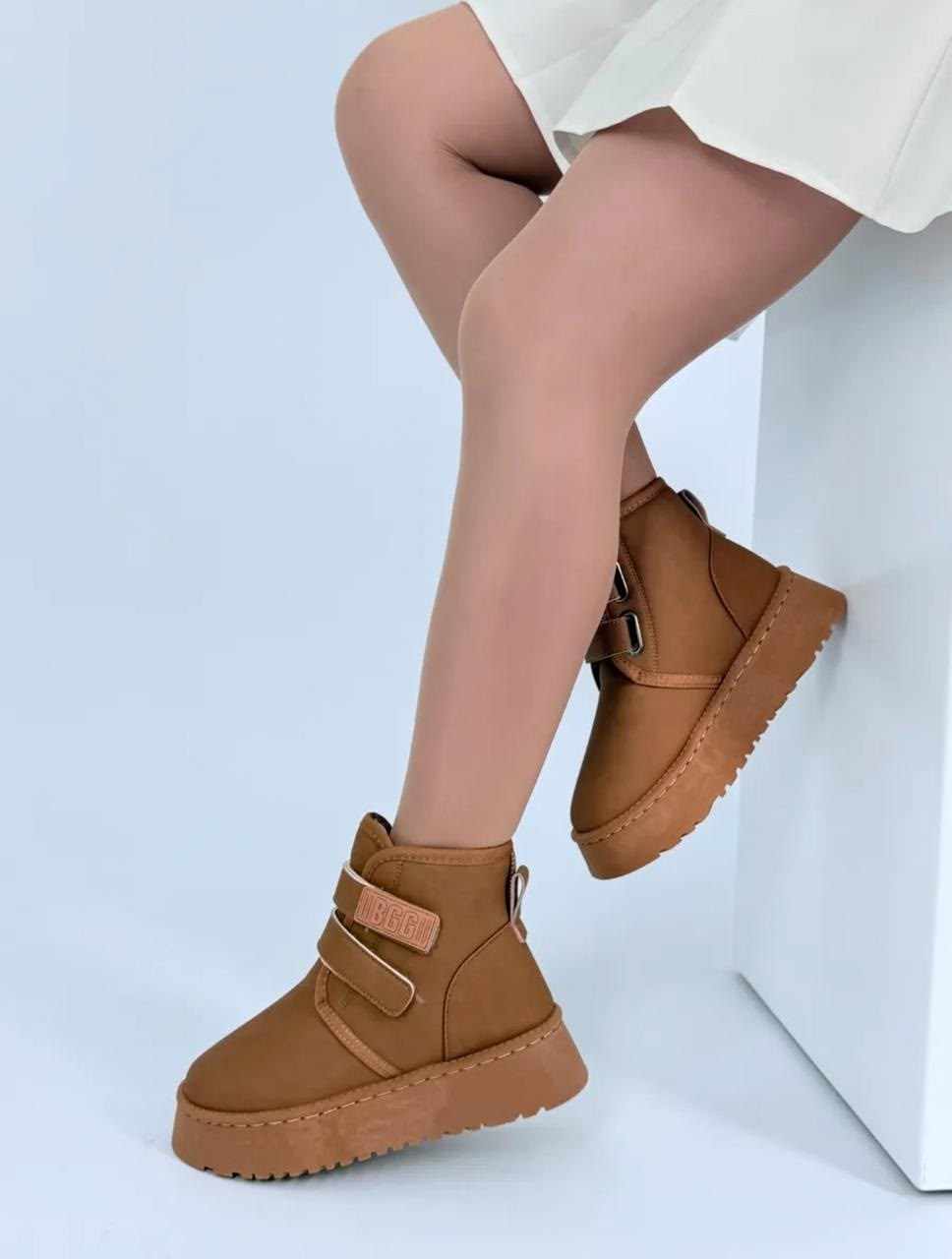 женские угги,,зимняя  женская,модные угги,угги женские зимние