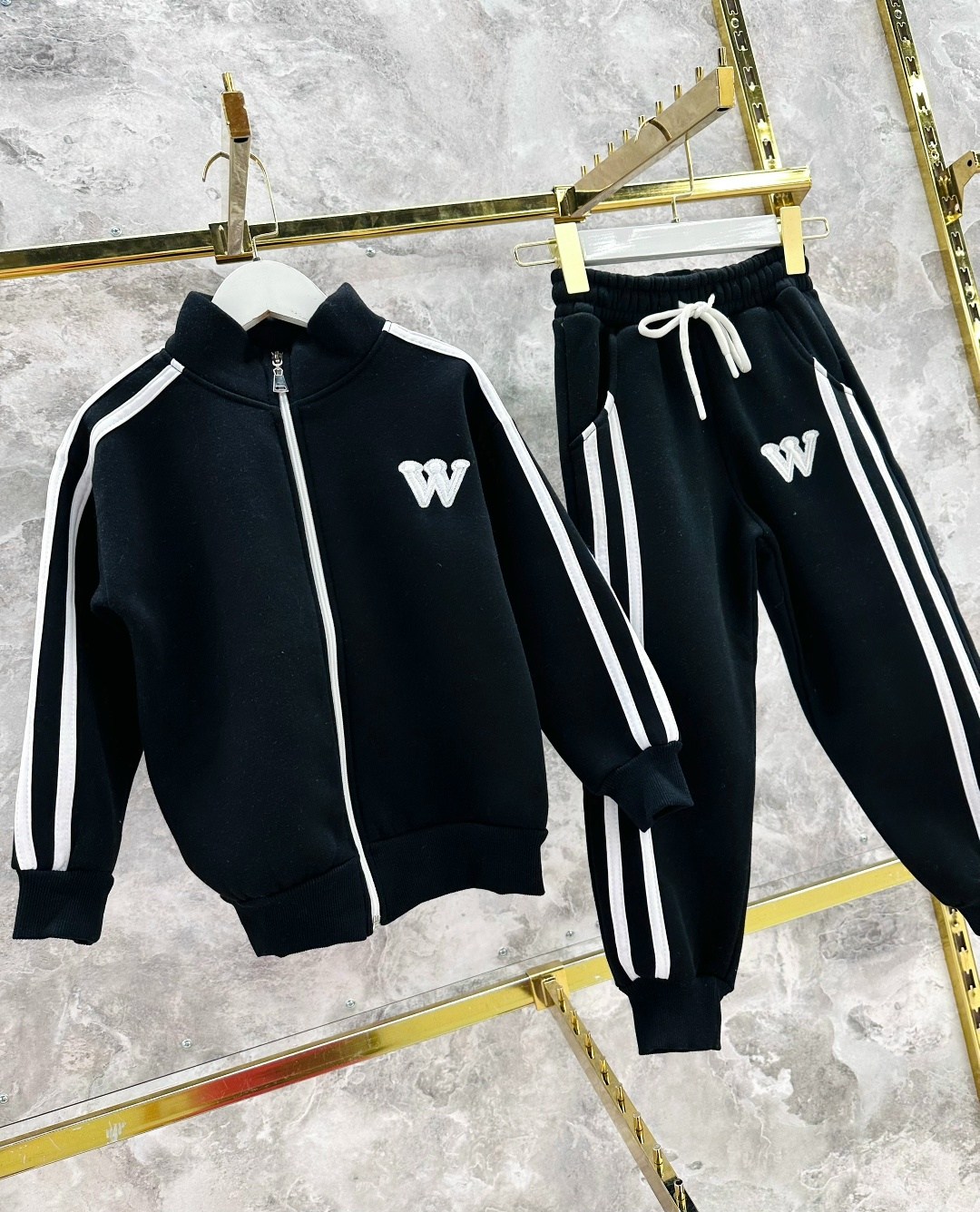 черный спортивный костюм для мальчика,спортивный костюм детский,cпортивный костюм для мальчика,детский спортивный костюм для мальчика,костюм спортивный детский из футера без начеса