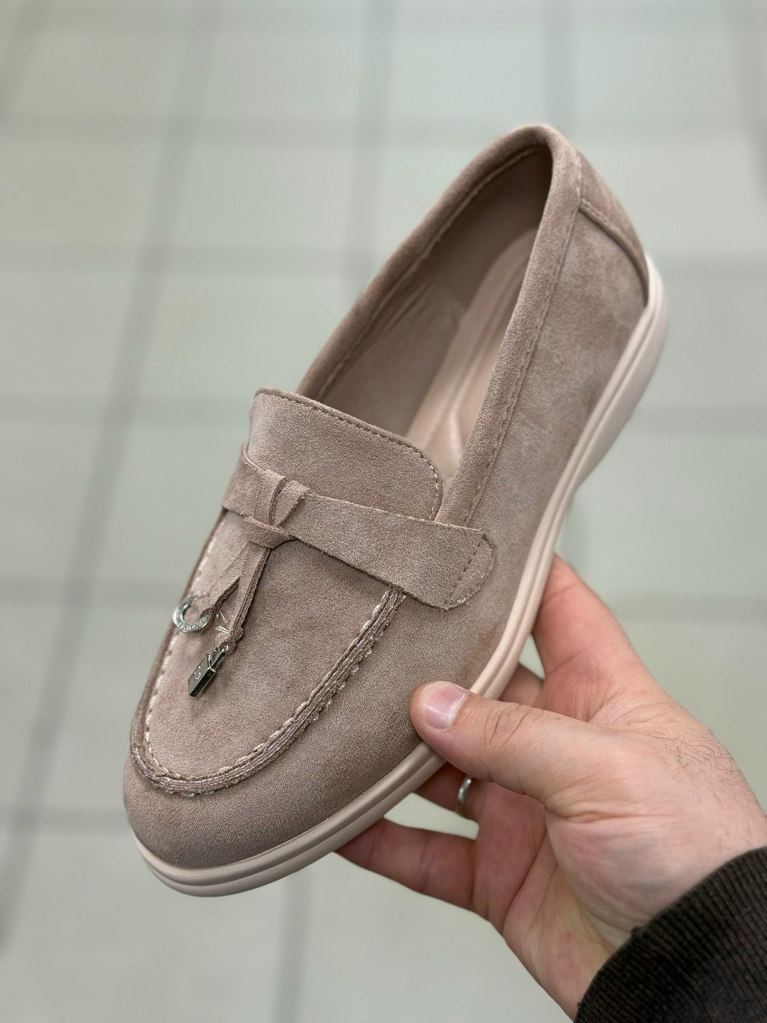 ,женские лоферы loro piana,в ,loro piana лоферы,замшевые лоферы