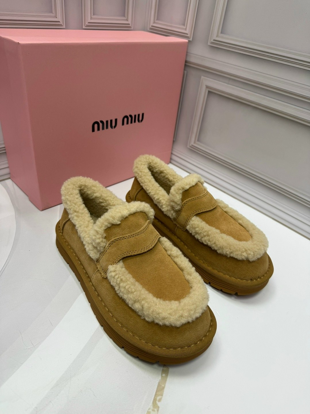 ,зимние кроссовки,зимняя женская ,женская ,кроссовки женские зимние