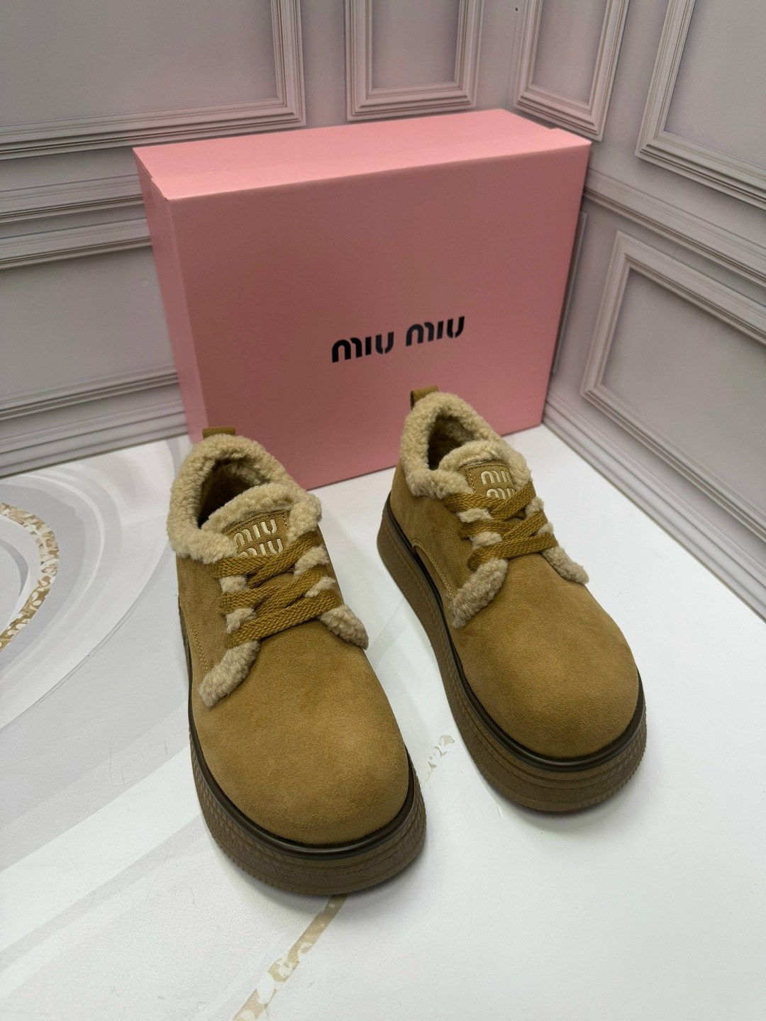 ,зимние кроссовки,зимняя женская ,женская ,кроссовки женские зимние