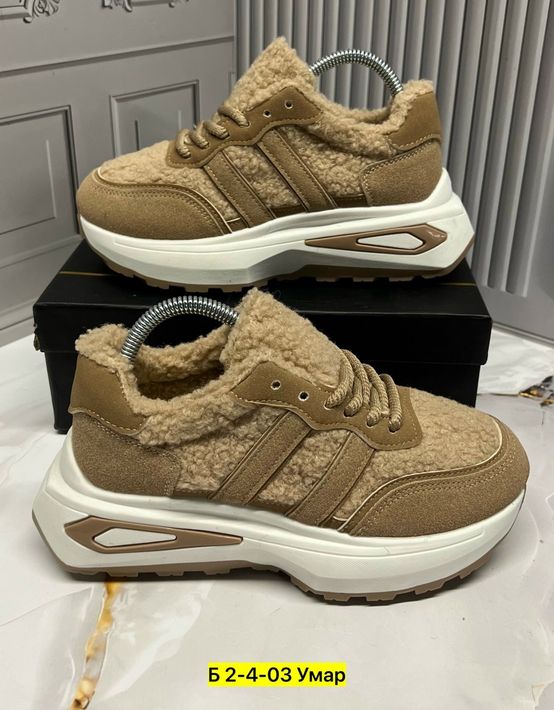 ,женские кроссовки,зимние женские кроссовки,кроссовки зимнее, женская