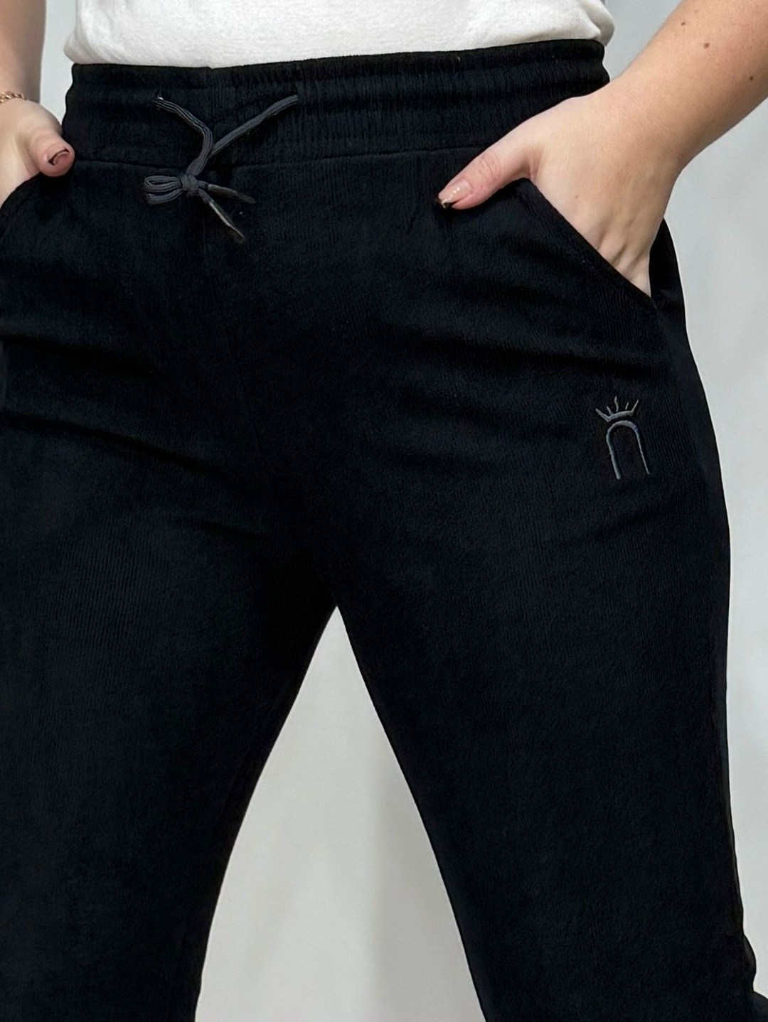 велюровые штаны,брюки велюровые,спортивные брюки,велюровые штаны женские с манжетом,брюки спортивные женская