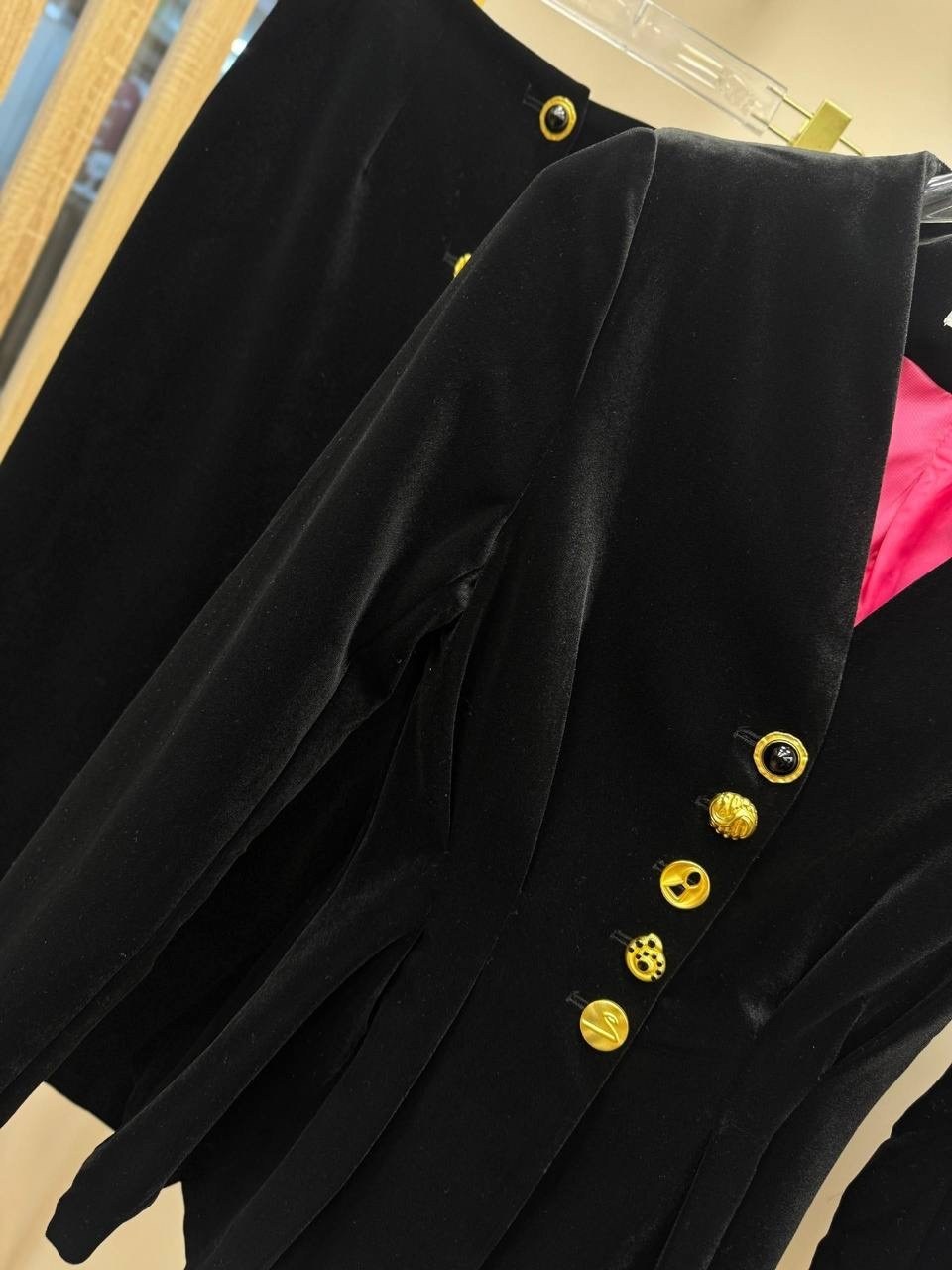 бархатное платье balmain,бархатные платья,платье стильное,черное бархатное платье,платье пиджак