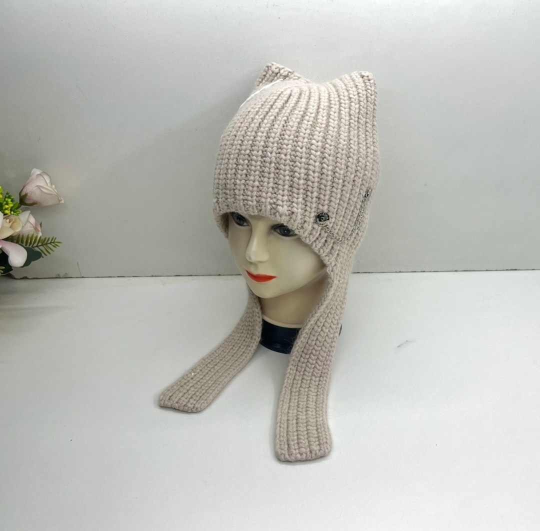 шапочка с ушками,шапка вязаная,вязаная шапка с ушками,детские вязаные шапки,шапка для девочек