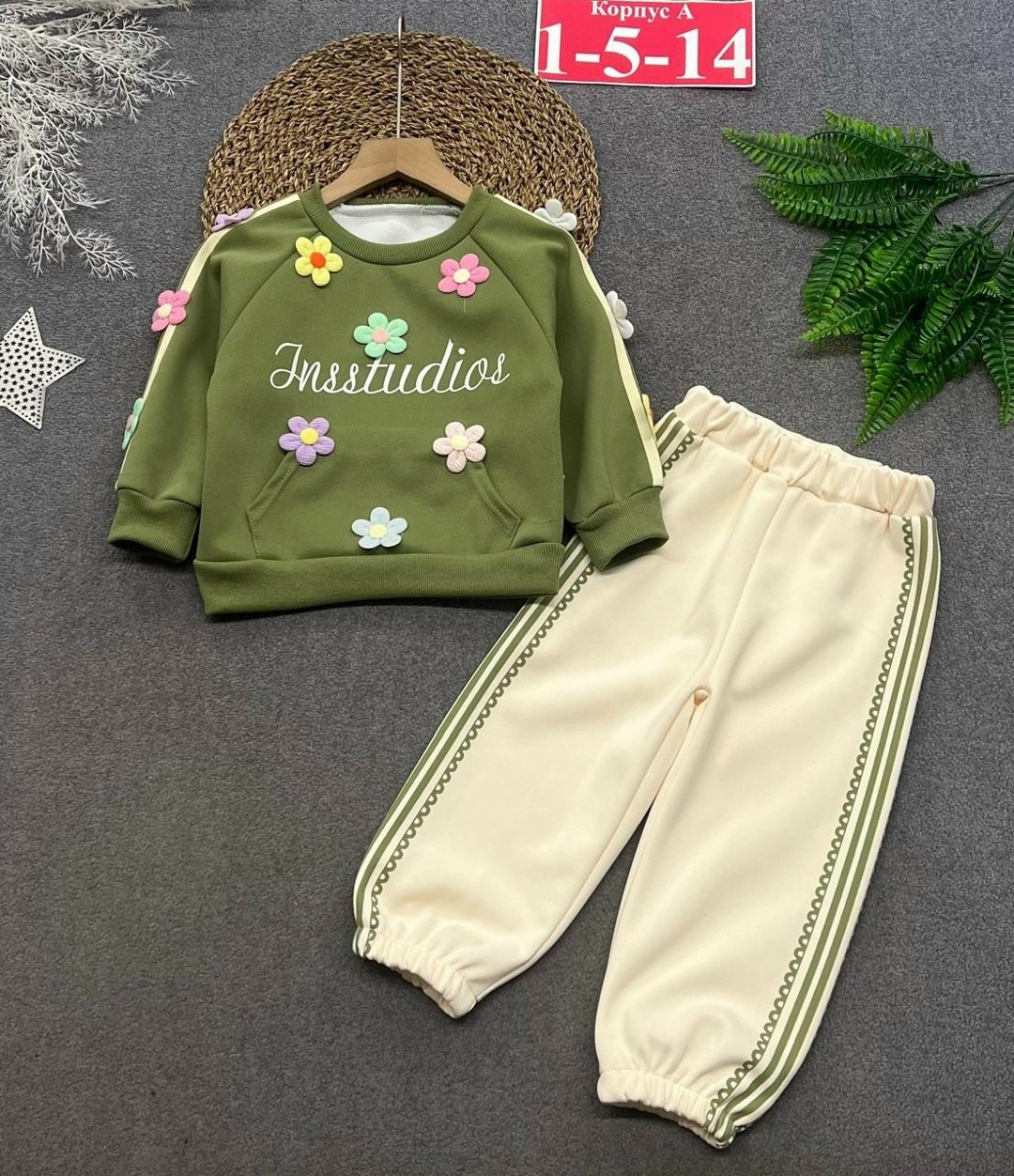 костюмы спортивные для девочки,костюм на флисе,спортивные костюм,костюмы детские,свитшот для девочек