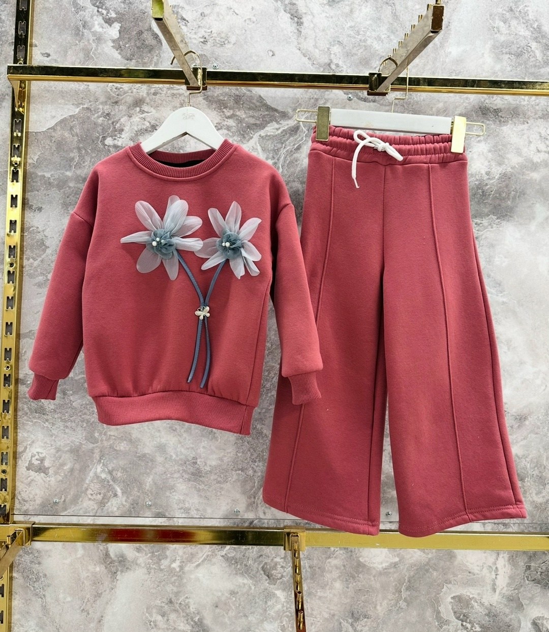 костюм на флисе,костюмы спортивные для девочки,спортивные костюмы на флисе,костюмы для девочек,детские костюмы