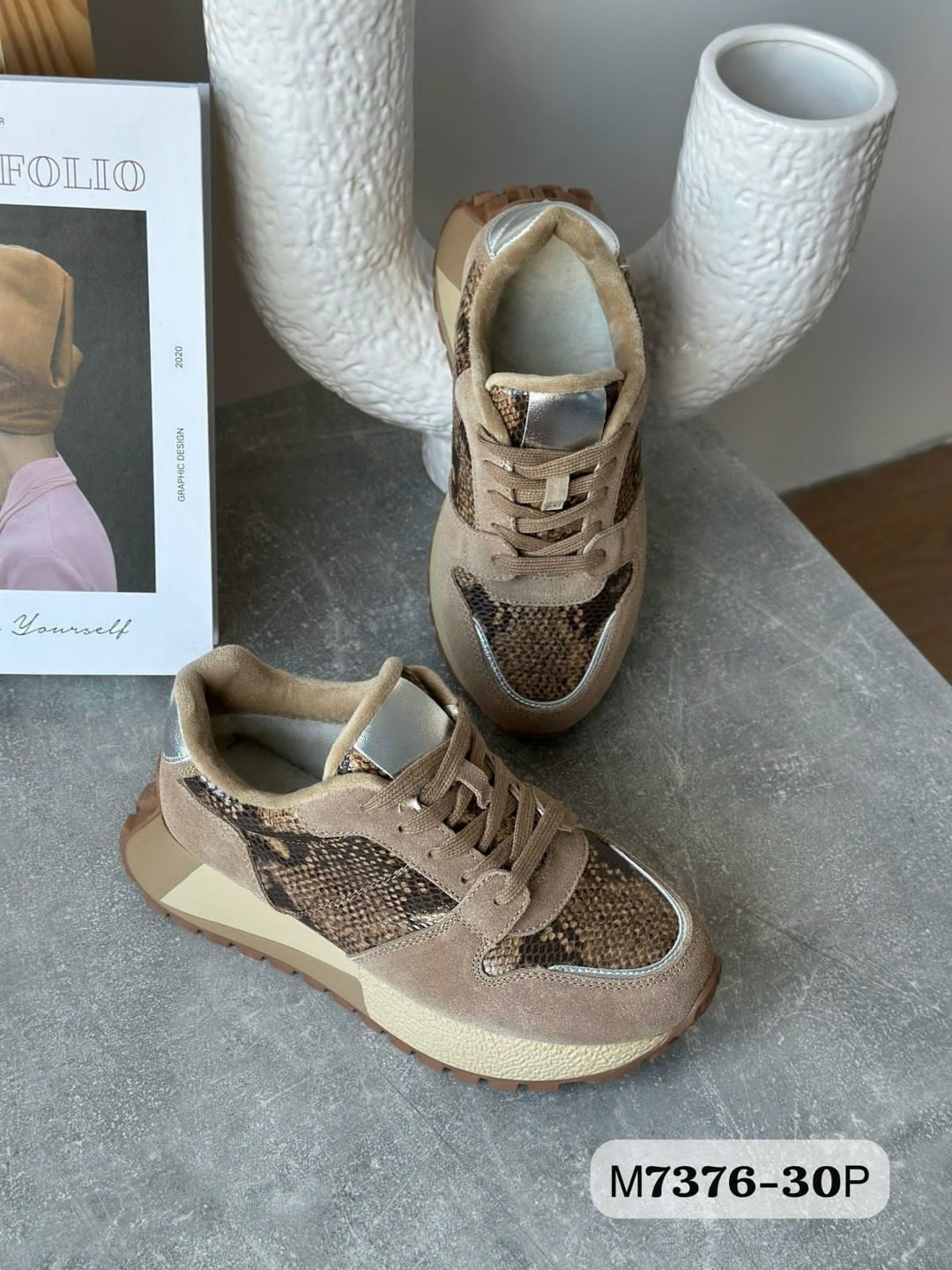 ,кроссовки женскиe,спортивная ,бежевые кроссовки,повседневные кроссовки