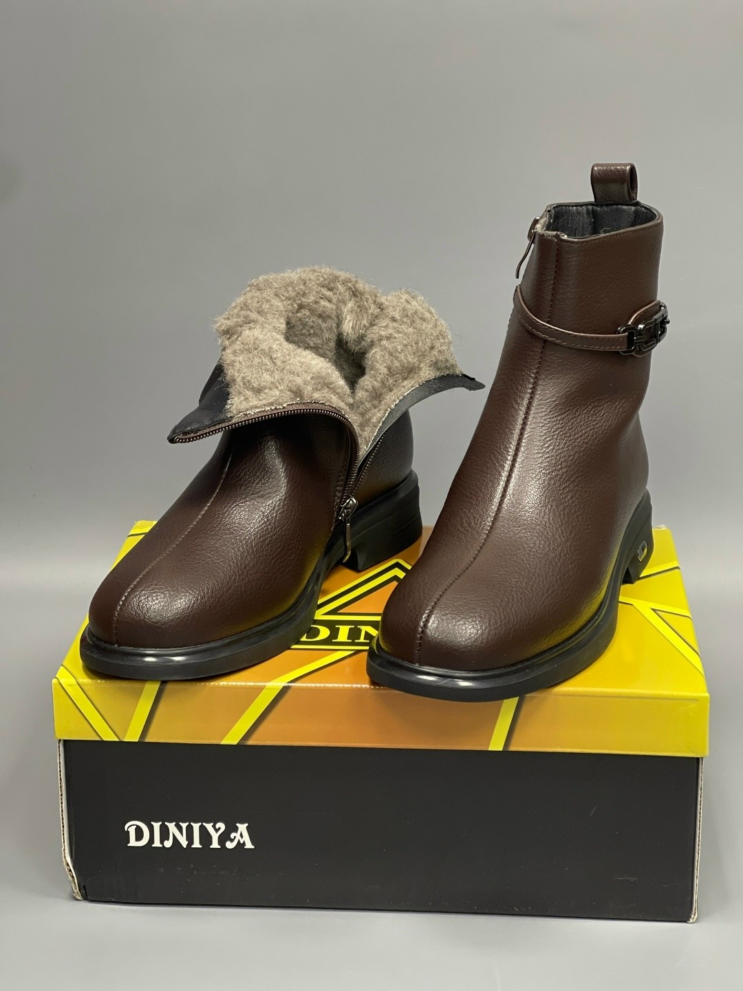 ,женские ботинки,лакированные ботинки,женская ,ботинки демисезонные лакированные