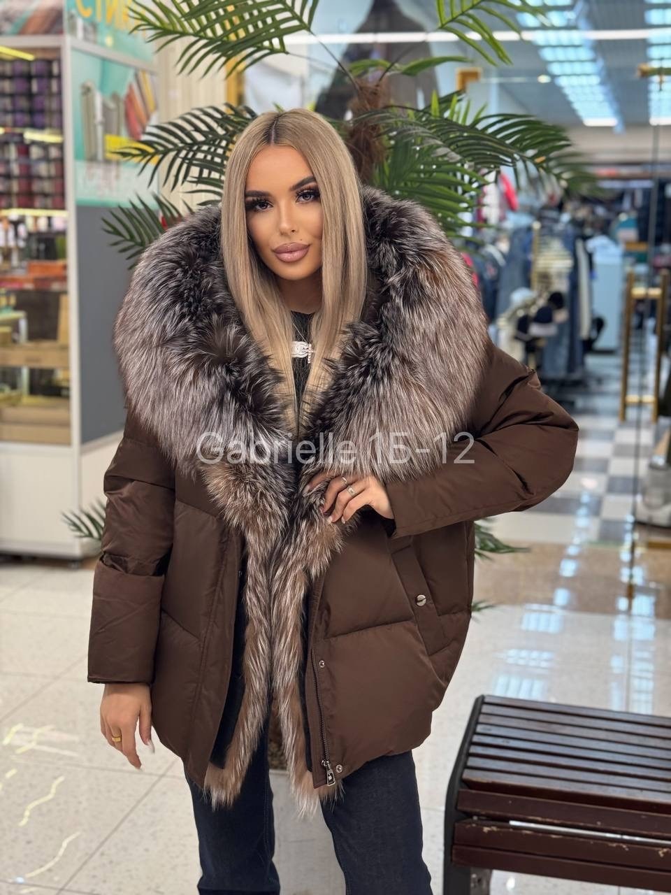 пуховики с натуральным мехом,пуховик с мехом,стильные пуховики,пуховик женский с натуральным мехом,пуховики женские