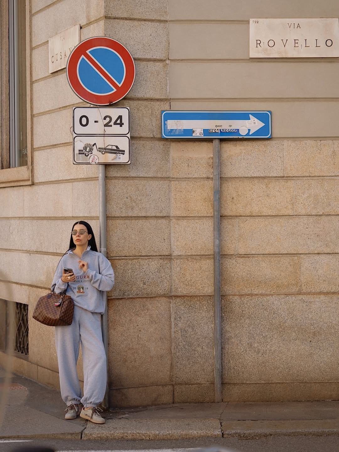 свитшот серый,повседневный свитшот,свитшот оверсайз,спортивные свитшоты,свитшот свободного кроя