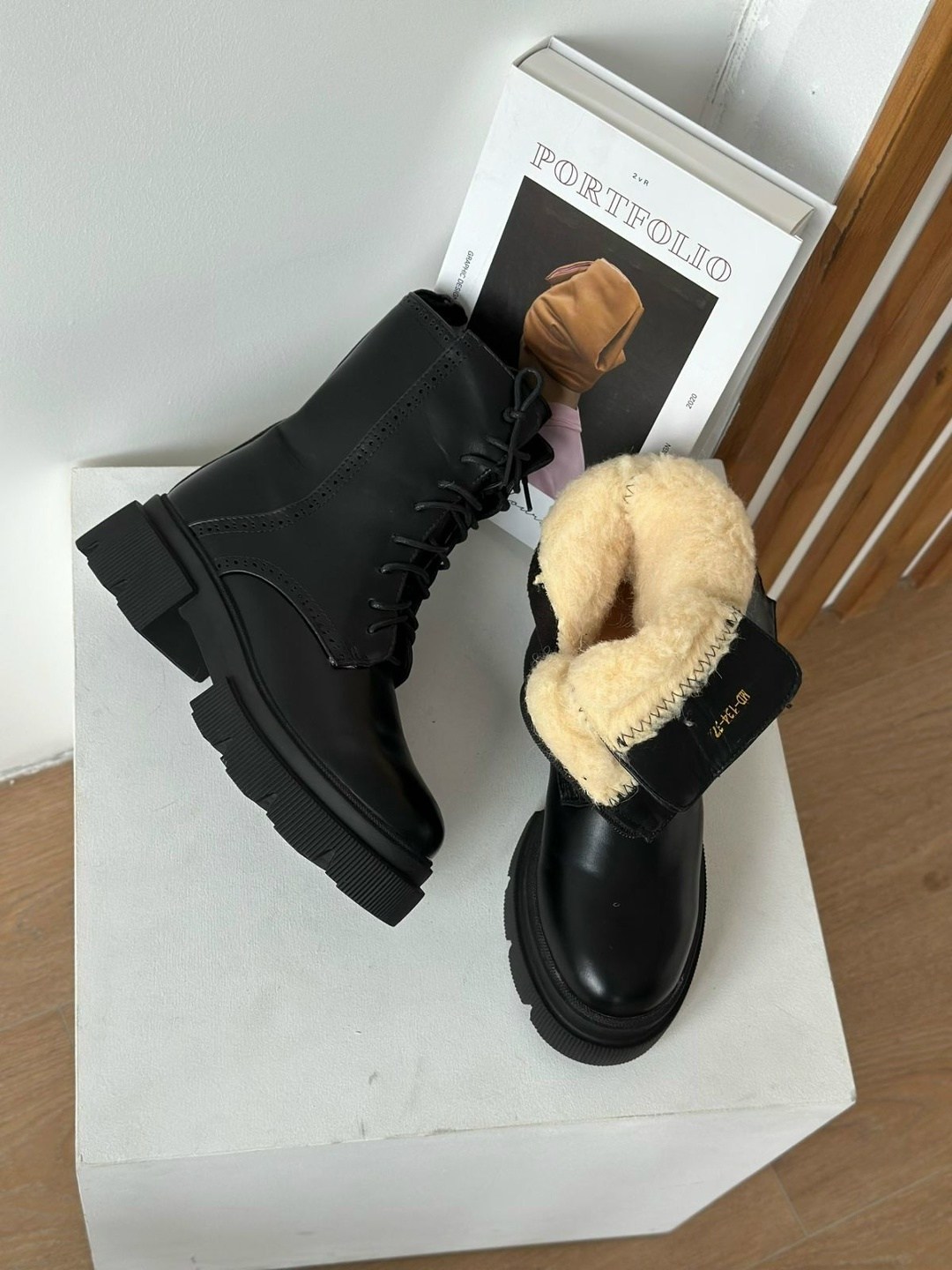 ботинки женские,,ботинки женские черные,стильные ботинки,женская